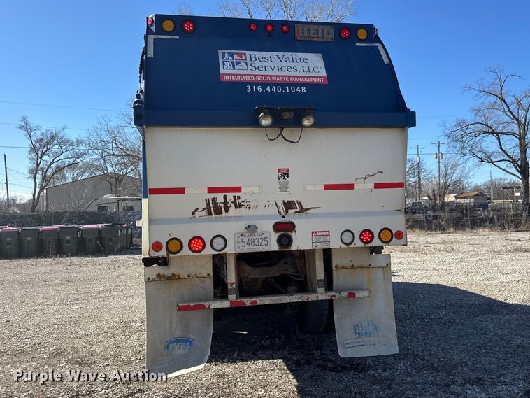 image for item ET1608 2013 Mack LE603 refuse truck