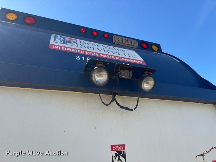 image for item ET1608 2013 Mack LE603 refuse truck