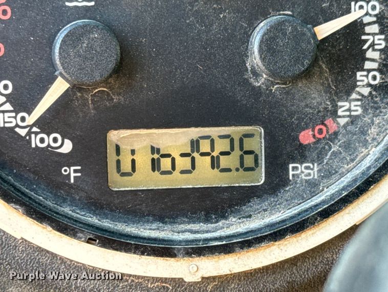 image for item ET1608 2013 Mack LE603 refuse truck