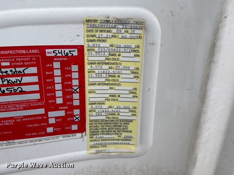 image for item ET1636 2009 Freightliner Business Class M2 rollback truck