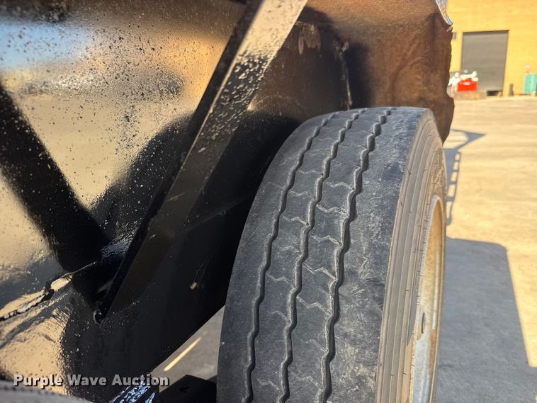 image for item ET1679 2024 Kaufman DWTG tilt deck equipment trailer