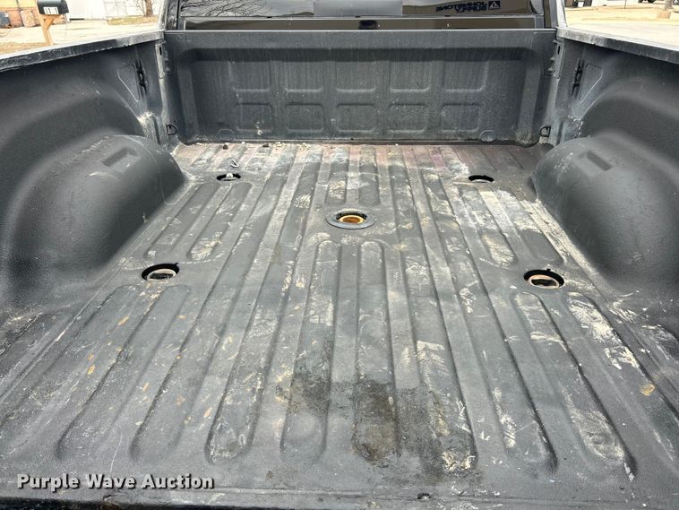 image for item ET6995 2022 RAM 2500 Crew Cab pickup truck