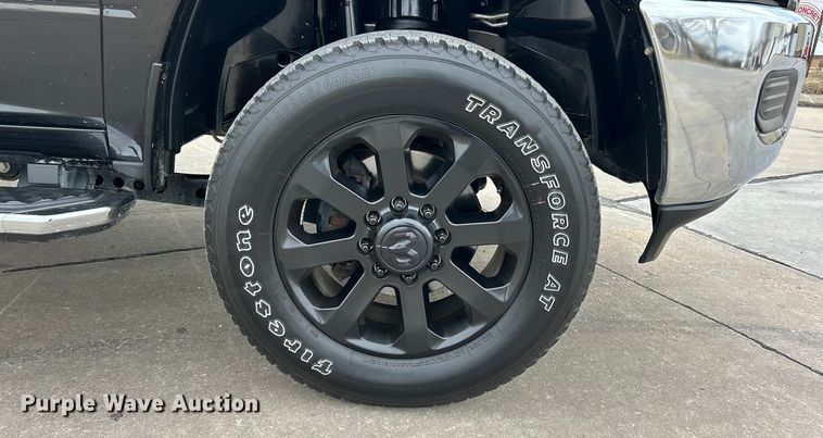 image for item ET6995 2022 RAM 2500 Crew Cab pickup truck