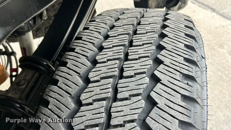 image for item ET6996 2022 Ford F250 Super Duty Crew Cab pickup truck