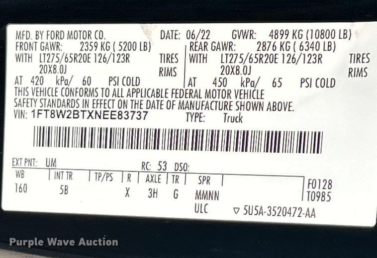 image for item ET6996 2022 Ford F250 Super Duty Crew Cab pickup truck