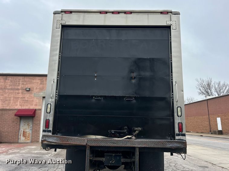 image for item ET7000 2009 Freightliner M2 refrigerated truck