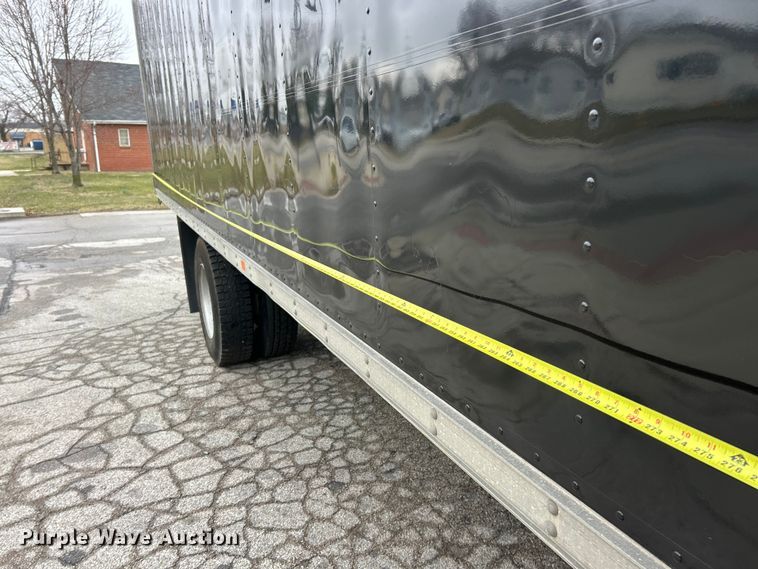 image for item ET7000 2009 Freightliner M2 refrigerated truck