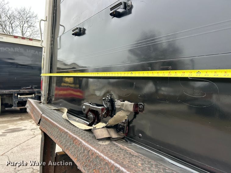 image for item ET7000 2009 Freightliner M2 refrigerated truck