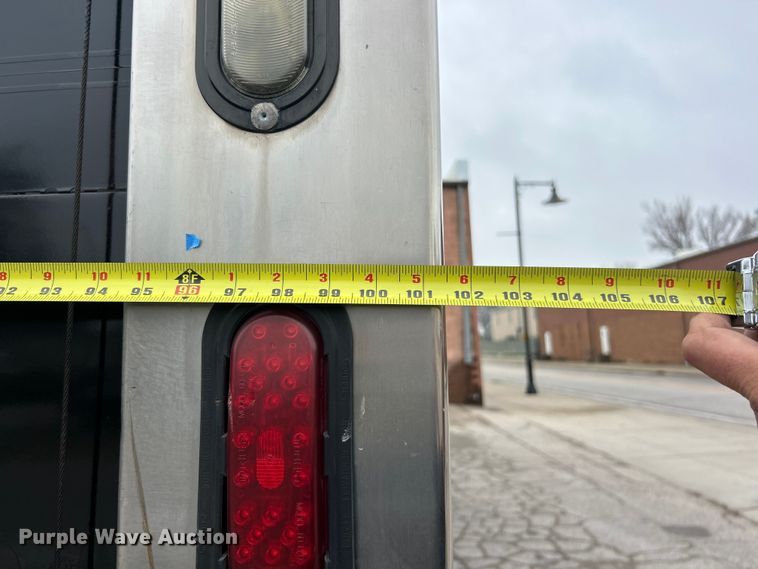 image for item ET7000 2009 Freightliner M2 refrigerated truck