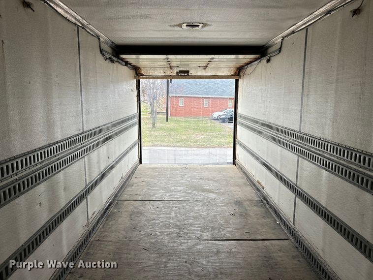 image for item ET7000 2009 Freightliner M2 refrigerated truck