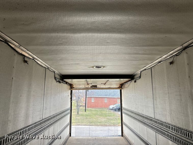 image for item ET7000 2009 Freightliner M2 refrigerated truck