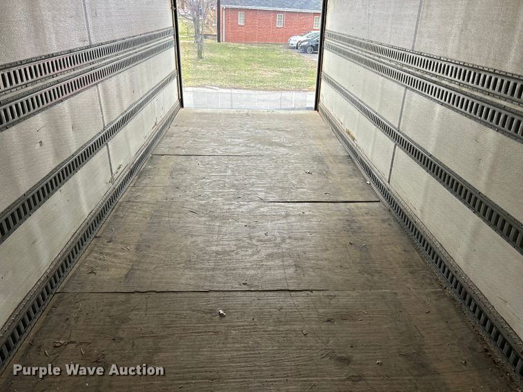 image for item ET7000 2009 Freightliner M2 refrigerated truck