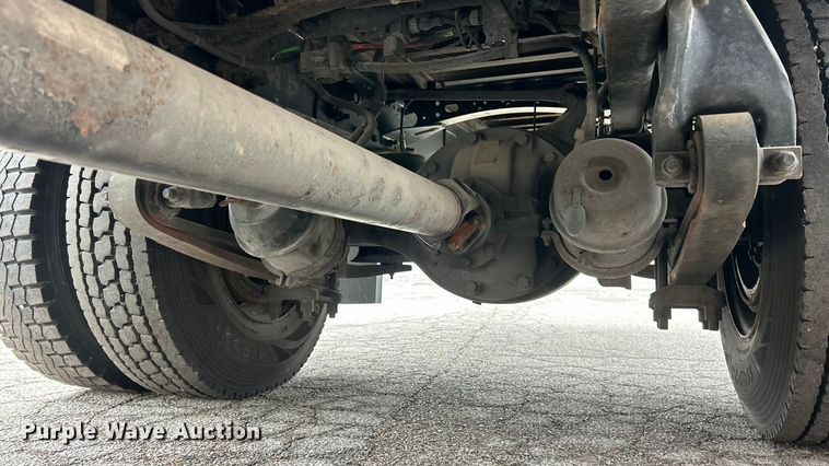 image for item ET7000 2009 Freightliner M2 refrigerated truck