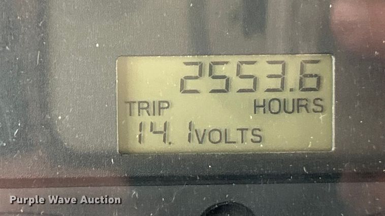 image for item ET7000 2009 Freightliner M2 refrigerated truck