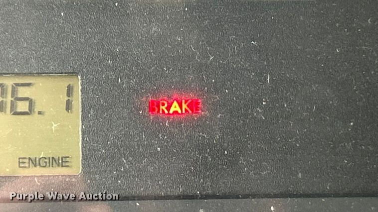 image for item ET7000 2009 Freightliner M2 refrigerated truck