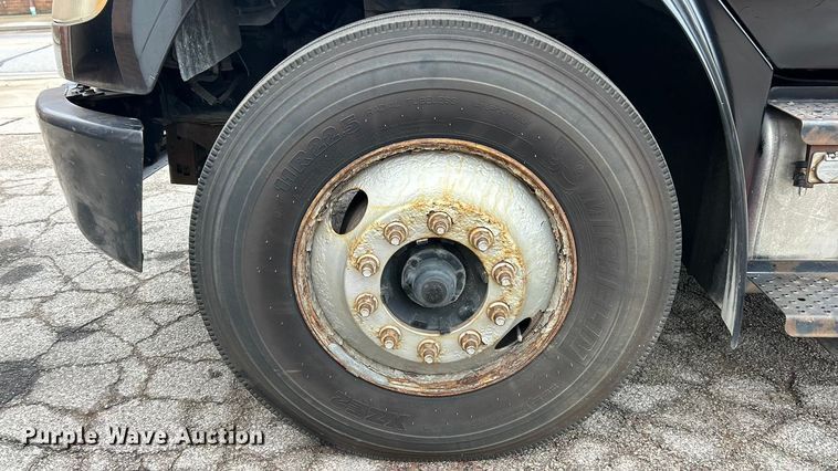 image for item ET7000 2009 Freightliner M2 refrigerated truck