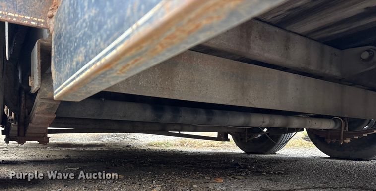 image for item ET7358 2011 Big Tex 14TL22BK tilt deck equipment trailer