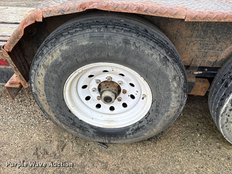 image for item ET7358 2011 Big Tex 14TL22BK tilt deck equipment trailer