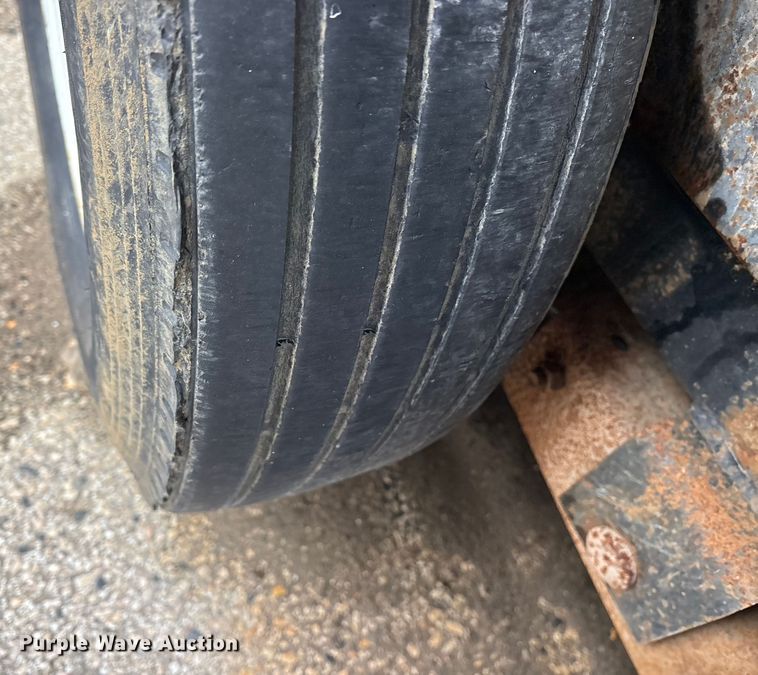 image for item ET7358 2011 Big Tex 14TL22BK tilt deck equipment trailer