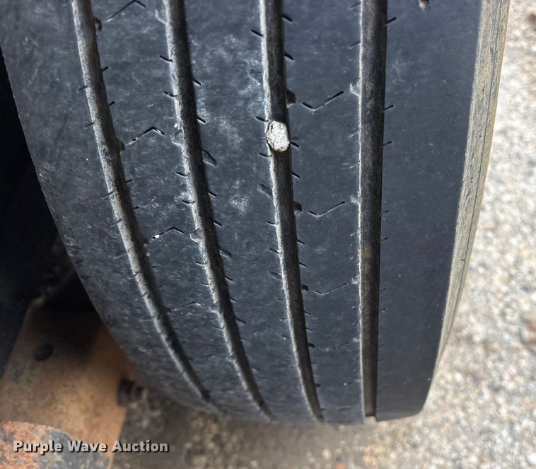 image for item ET7358 2011 Big Tex 14TL22BK tilt deck equipment trailer