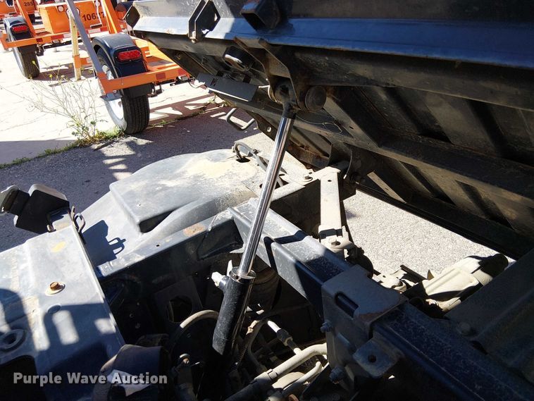 image for item EU2627 2016 Kubota X1140 utility vehicle