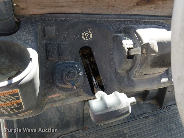 image for item EU2627 2016 Kubota X1140 utility vehicle