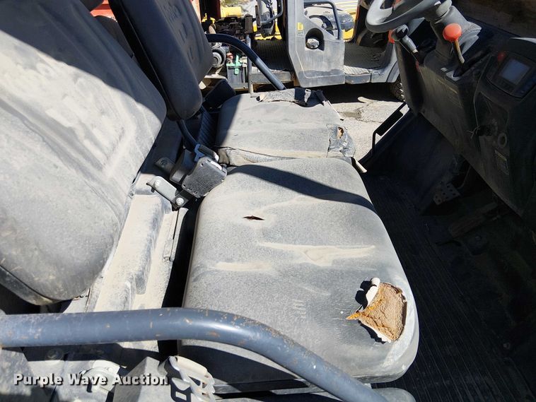 image for item EU2627 2016 Kubota X1140 utility vehicle