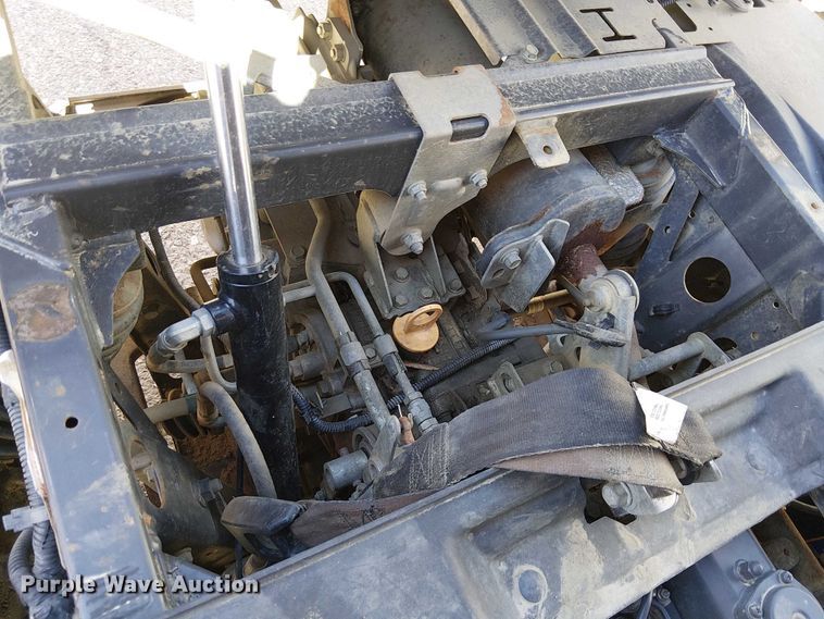 image for item EU2627 2016 Kubota X1140 utility vehicle