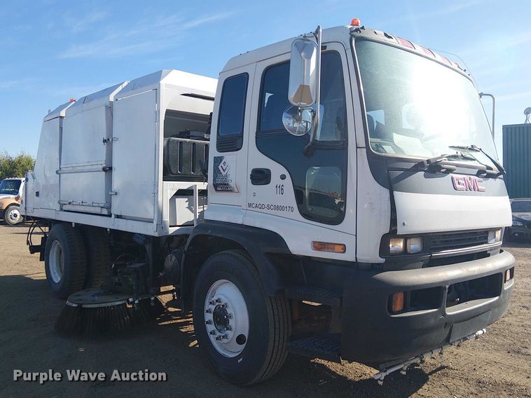 image for item EU2631 2004 GMC T-series street sweeper truck