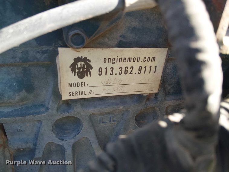 image for item EU2631 2004 GMC T-series street sweeper truck