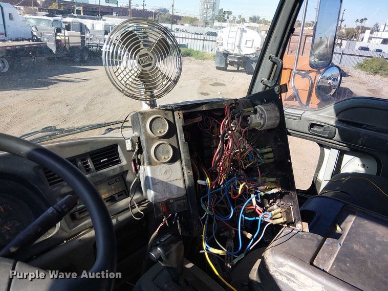 image for item EU2631 2004 GMC T-series street sweeper truck