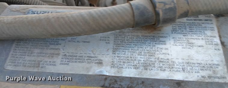 image for item EU2632 2004 GMC T-series street sweeper truck