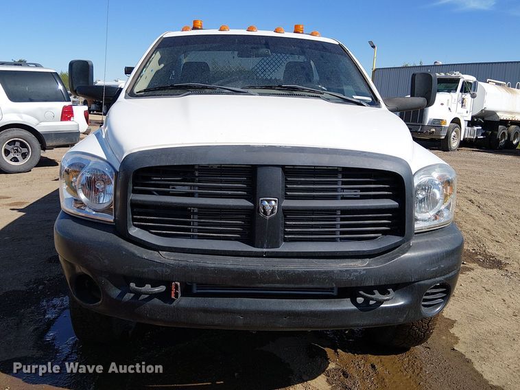 image for item EU2637 2008 Dodge Ram 3500 utility bed pickup truck