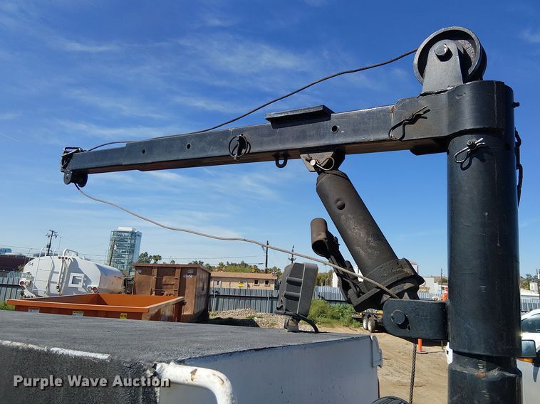 image for item EU2637 2008 Dodge Ram 3500 utility bed pickup truck