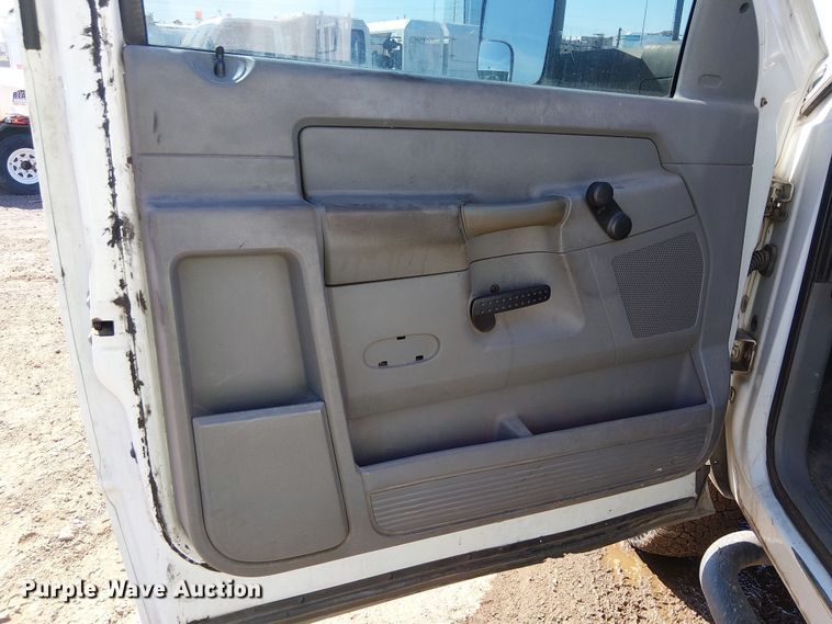 image for item EU2637 2008 Dodge Ram 3500 utility bed pickup truck