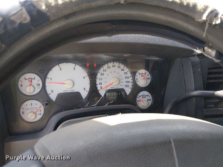 image for item EU2637 2008 Dodge Ram 3500 utility bed pickup truck