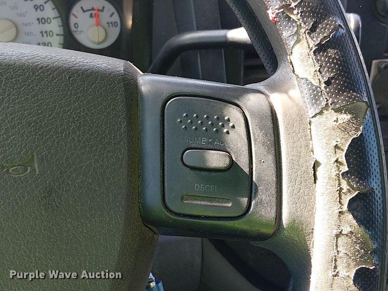 image for item EU2637 2008 Dodge Ram 3500 utility bed pickup truck