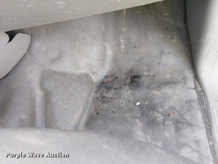 image for item EU2637 2008 Dodge Ram 3500 utility bed pickup truck