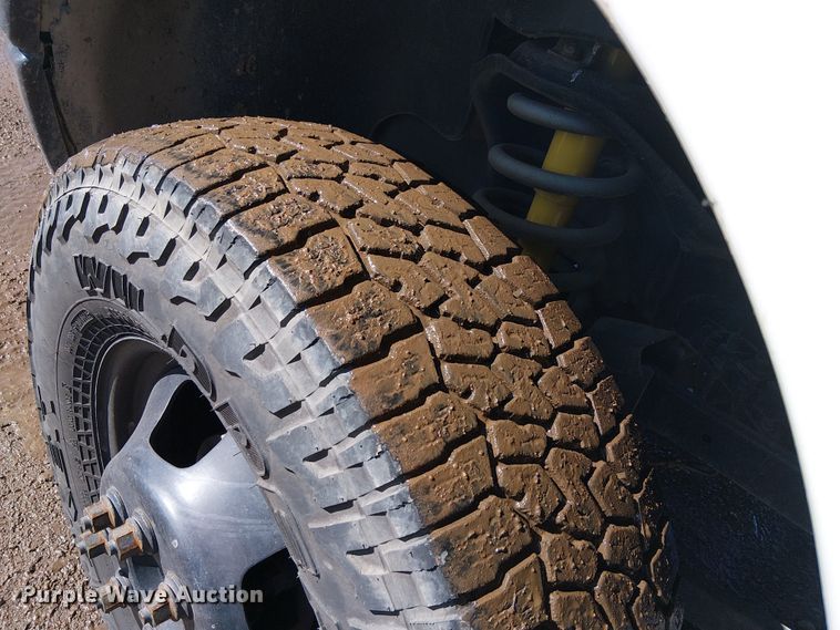 image for item EU2637 2008 Dodge Ram 3500 utility bed pickup truck