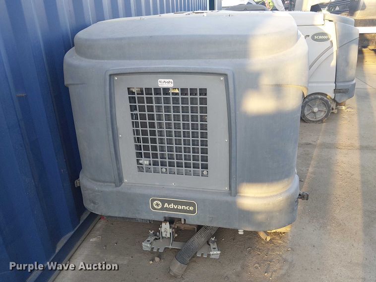 image for item EU2640 2016 NILFISK SC8000 sweeper