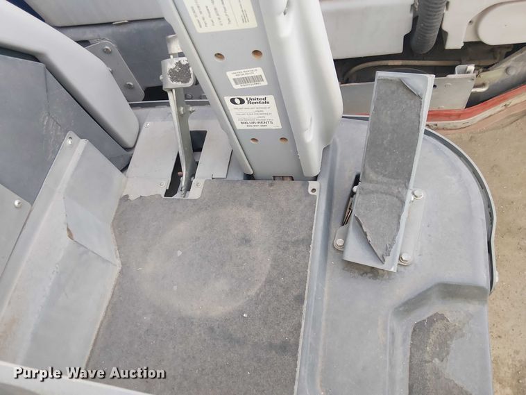 image for item EU2640 2016 NILFISK SC8000 sweeper