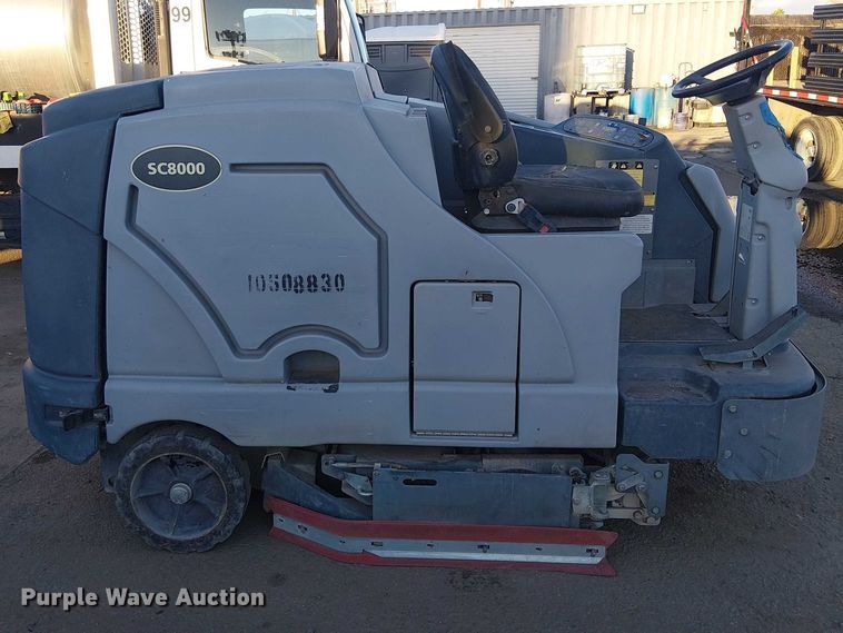 image for item EU2641 2016 NILFISK SC8000 sweeper