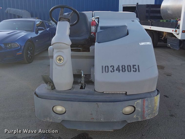 image for item EU2642 2016 NILFISK SC8000 sweeper