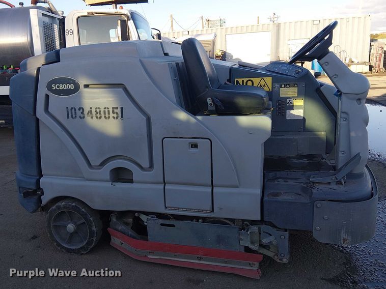 image for item EU2642 2016 NILFISK SC8000 sweeper