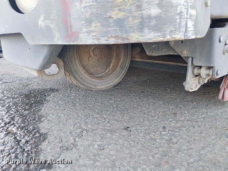 image for item EU2642 2016 NILFISK SC8000 sweeper