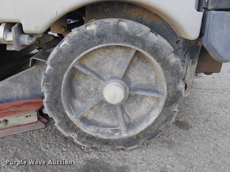 image for item EU2642 2016 NILFISK SC8000 sweeper