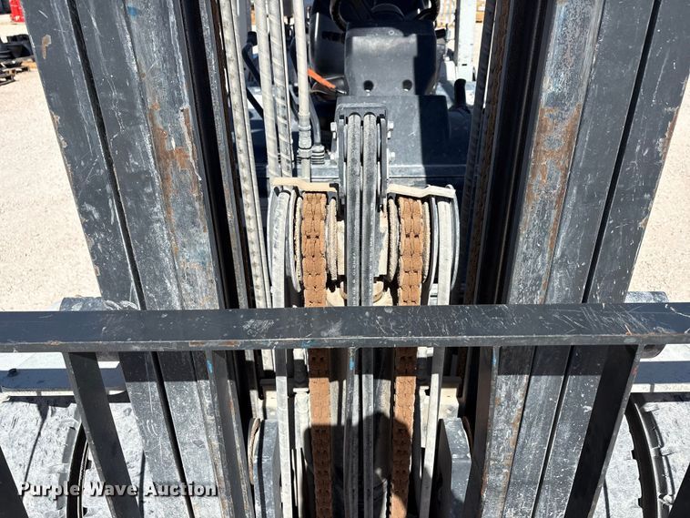 image for item EU4895 2016 UniCarriers PF80YLP forklift