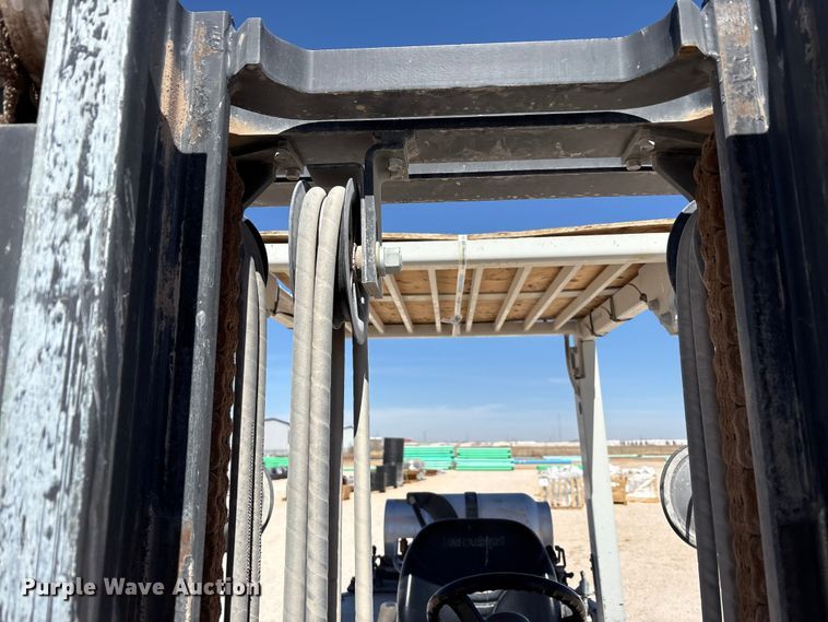 image for item EU4895 2016 UniCarriers PF80YLP forklift