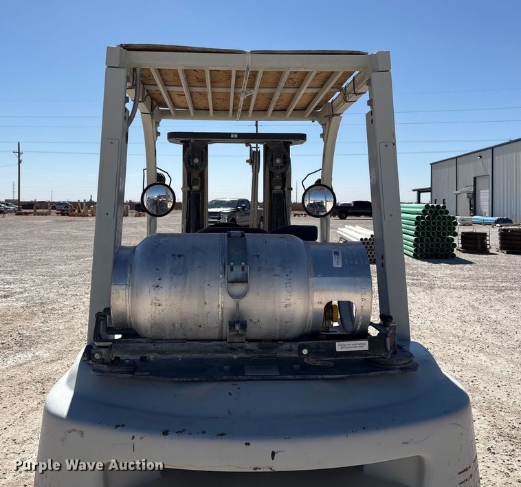 image for item EU4895 2016 UniCarriers PF80YLP forklift