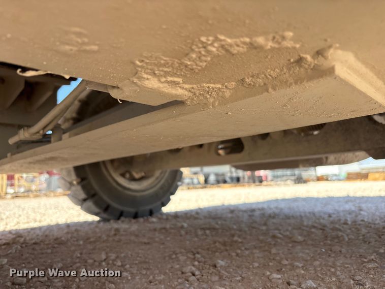 image for item EU4895 2016 UniCarriers PF80YLP forklift